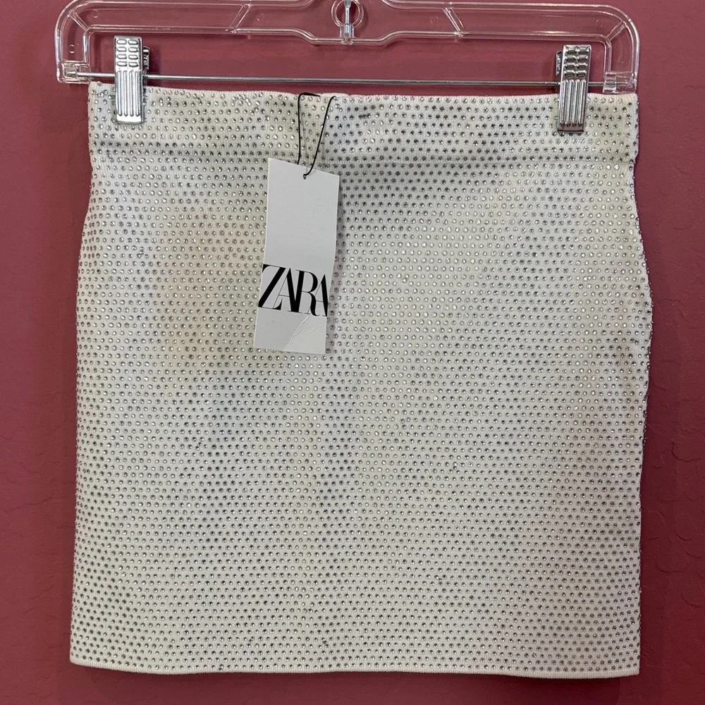 Zara Set - Picture 3 of 4